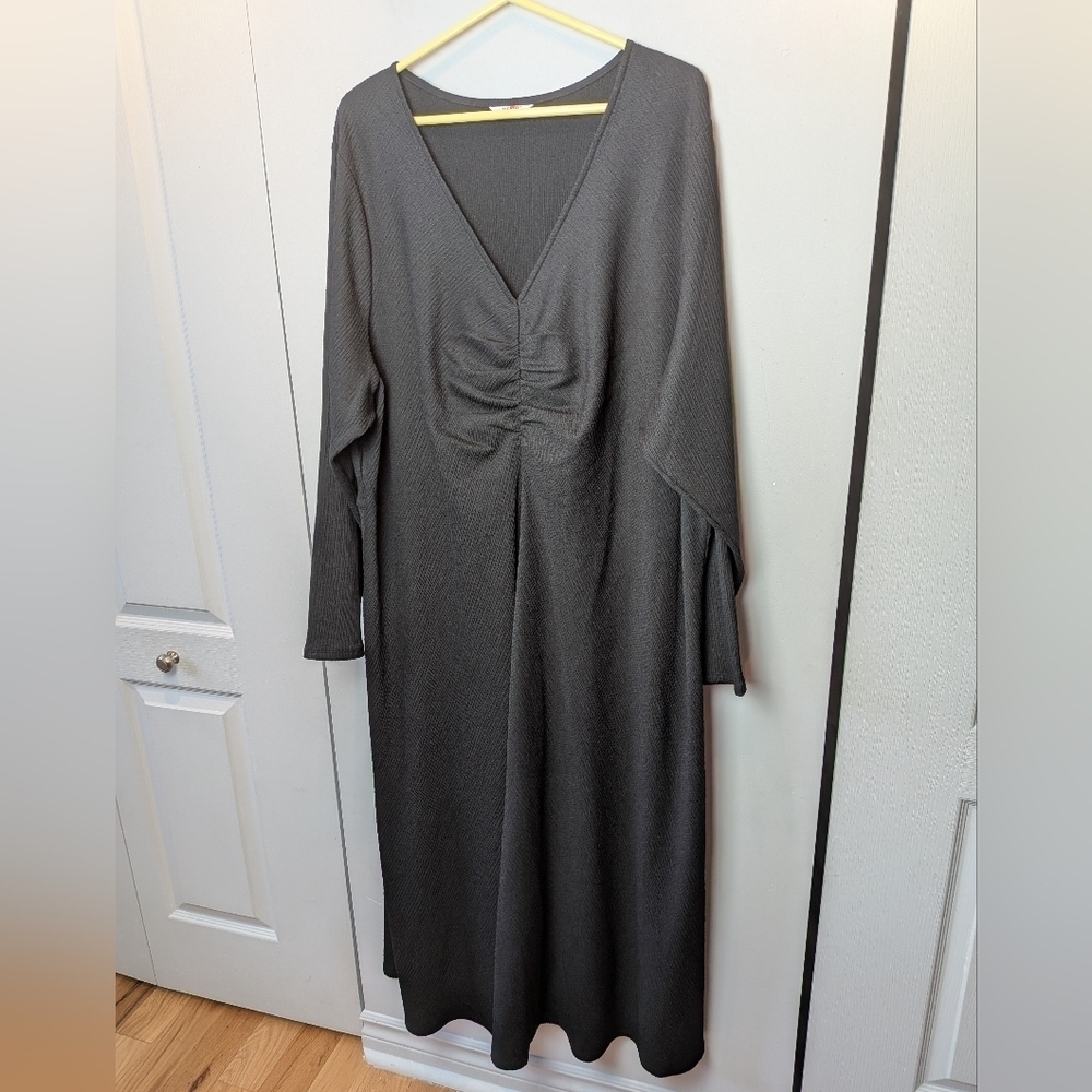 PENNINGTON Plus Size Maxi Dress Black Color Size 5X 3/4 Sleeves V Neck
